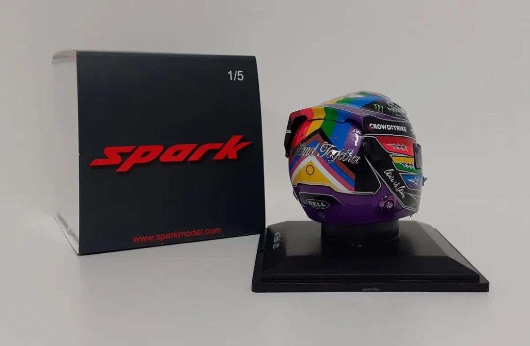 Lewis Hamilton Abu Dhabi 2021 Helmet 1/5 scale, Hobbies & Toys