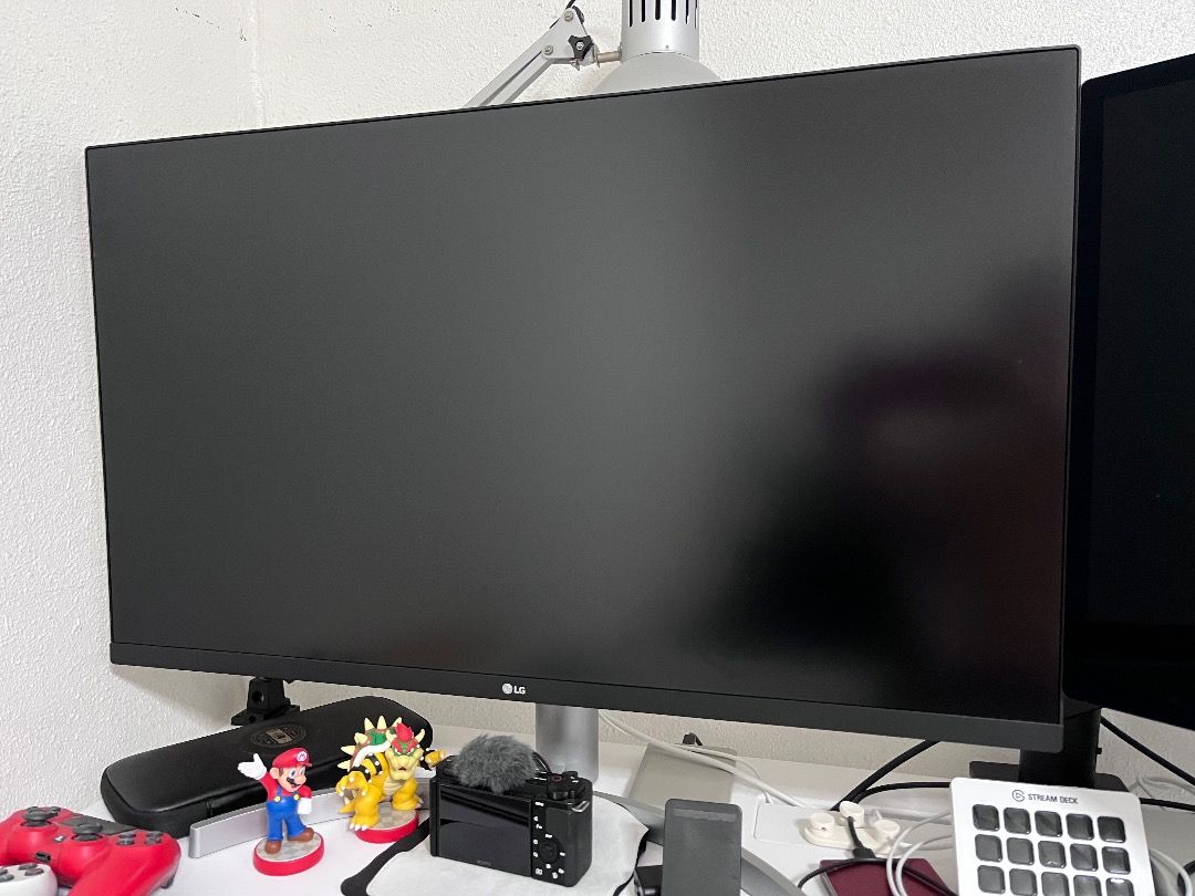 LG 32UN650-W 傷一切無し、箱付 LG 32UN650-W 傷一切無し、箱付 LG 32UN650-W 傷一切無し、箱付