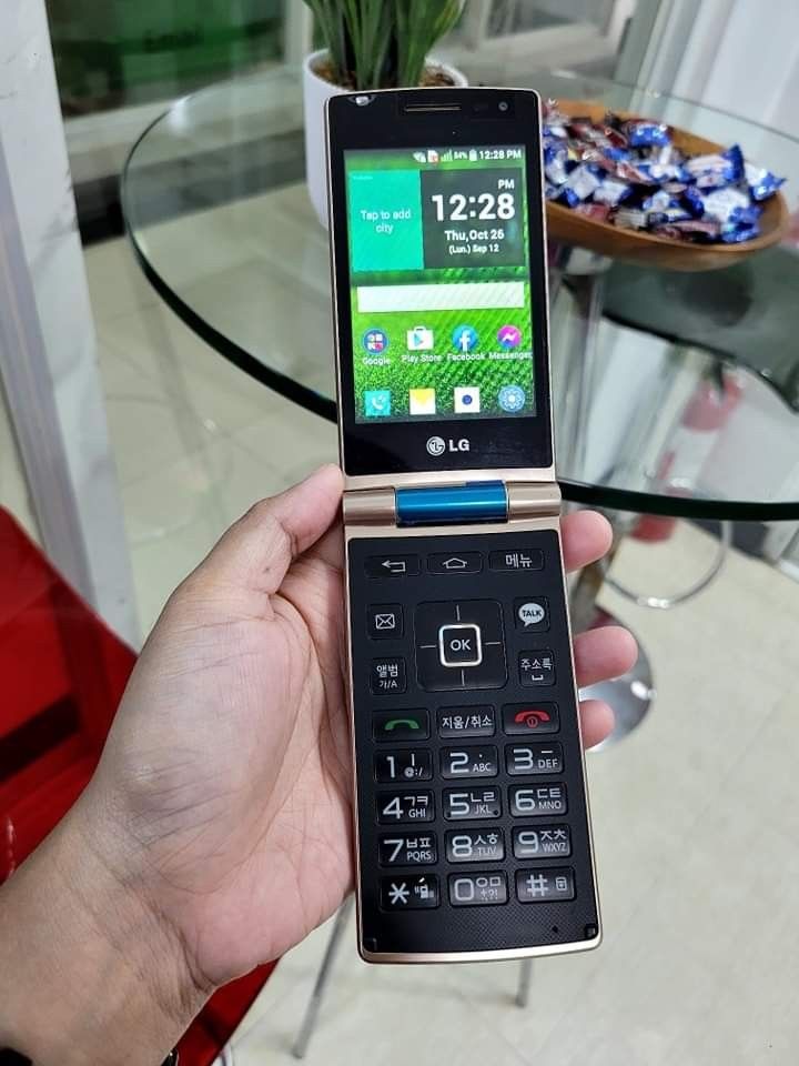 LG Wine Smart Flip phone touch and type, Mobile Phones & Gadgets
