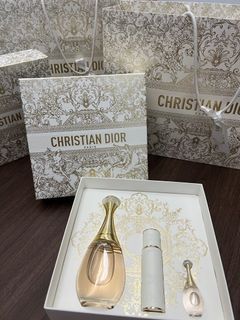 Limited Edition Louis Vuitton Mini Perfume Collection Gift Set 4 in 1 (  30ml x 4 ) Spray bottle Type Suitable For Gift, Beauty & Personal Care,  Fragrance & Deodorants on Carousell