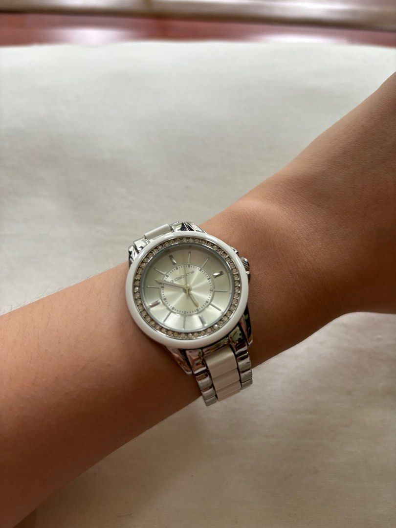 Liz Claiborne Link Watch Women s Fashion Watches Accessories Watches on Carousell
