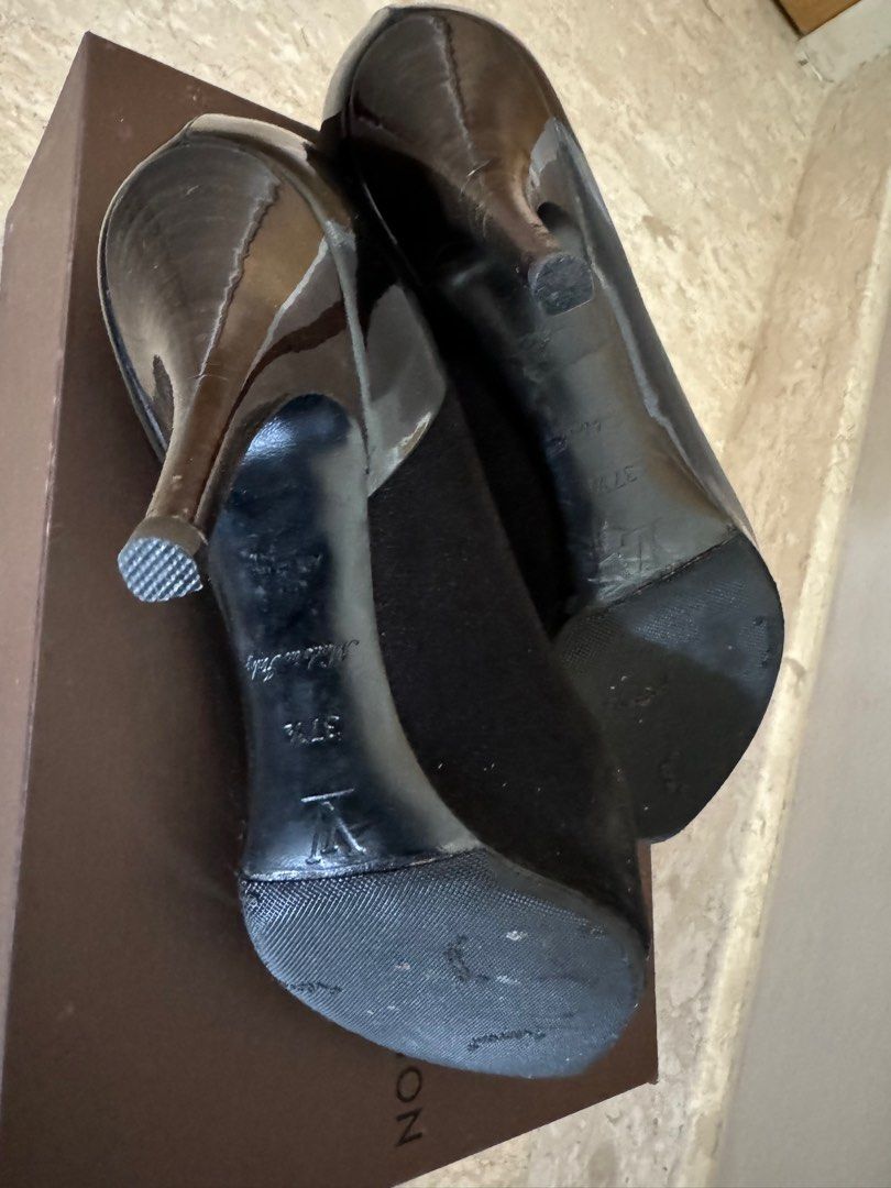 Louis Vuitton Heels in Black
