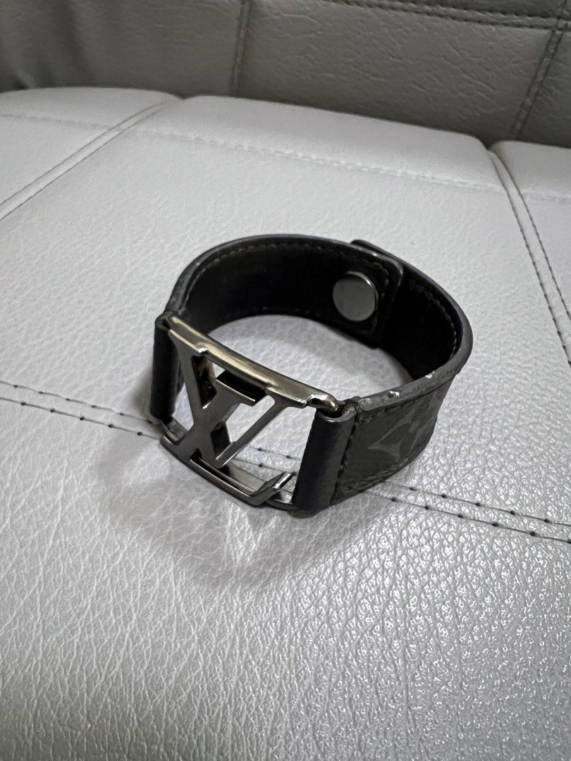 Authentic Louis Vuitton Monogram Eclipse Hockenheim Bracelet Size