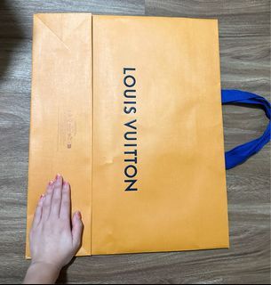 Louis Vuitton MONOGRAM Lv prism id holder (M68285)