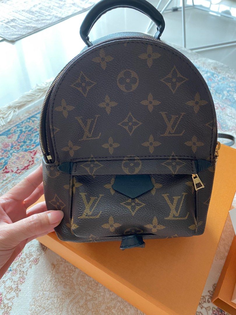 LV Mini Boite Chapeau / round sling bag, Luxury, Bags & Wallets on Carousell