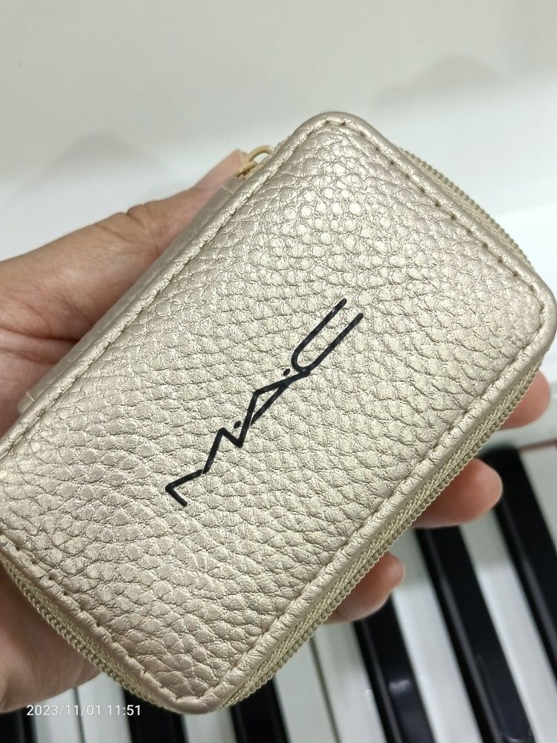 Mac best sale vanity case