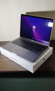 Macbook Pro 13 inch M2, 2022