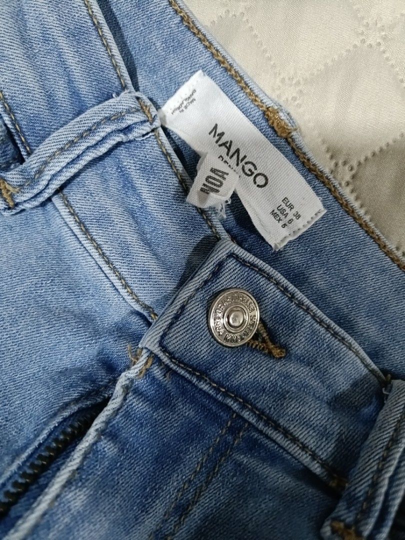 Mango Jeans Women s Fashion Bottoms Jeans on Carousell