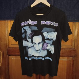 (Category: ) located in . Submitted by thritfstores666 (Listing ID 1263207941, Image 1). Description: .