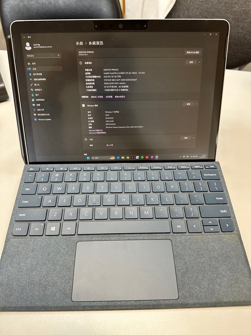 Microsoft surface go 2 intel(R) Core M3 8GB ram 128GB SSD 4G, 電腦