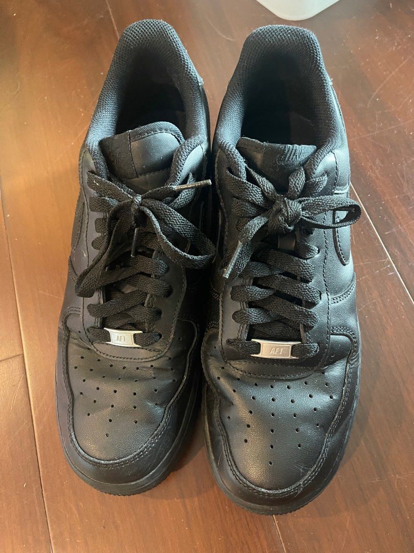 All black top air force 1s