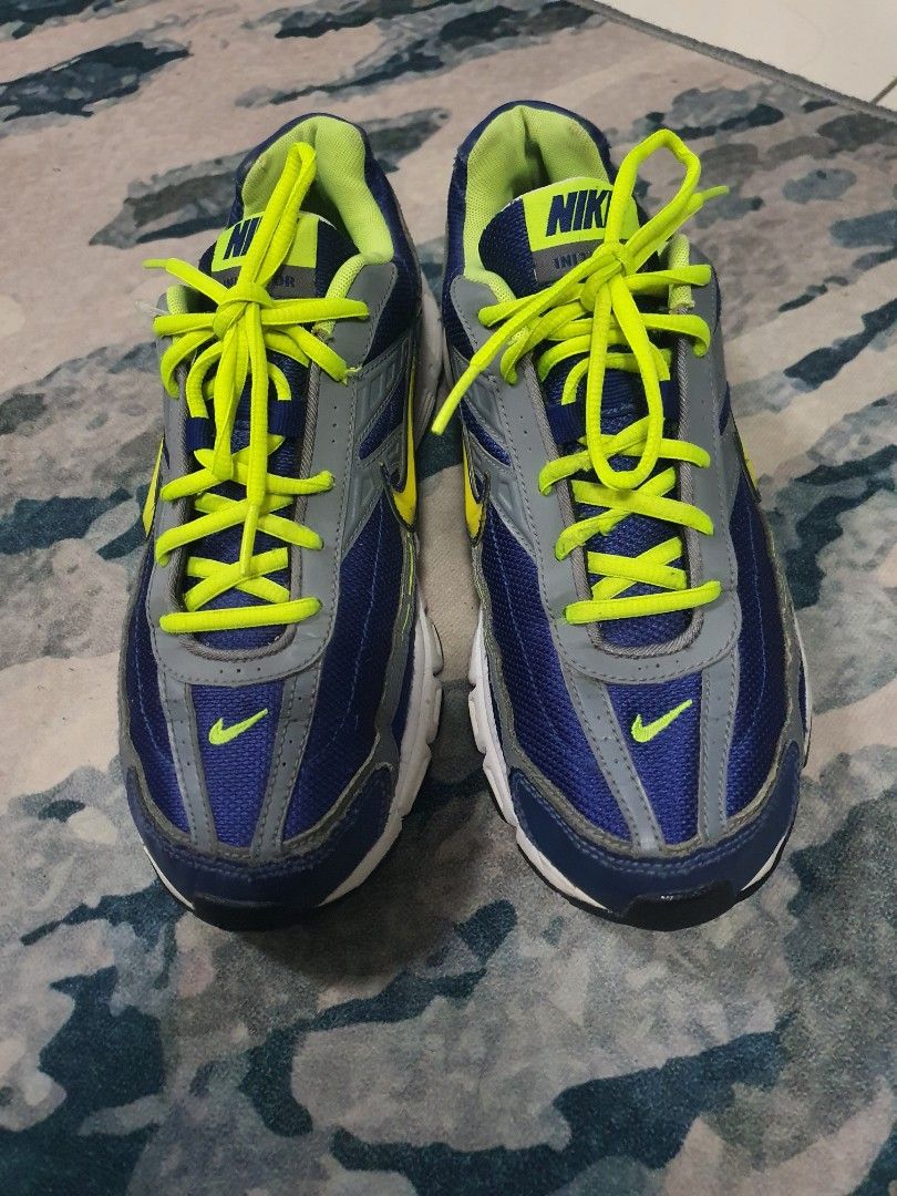 Nike discount initiator green