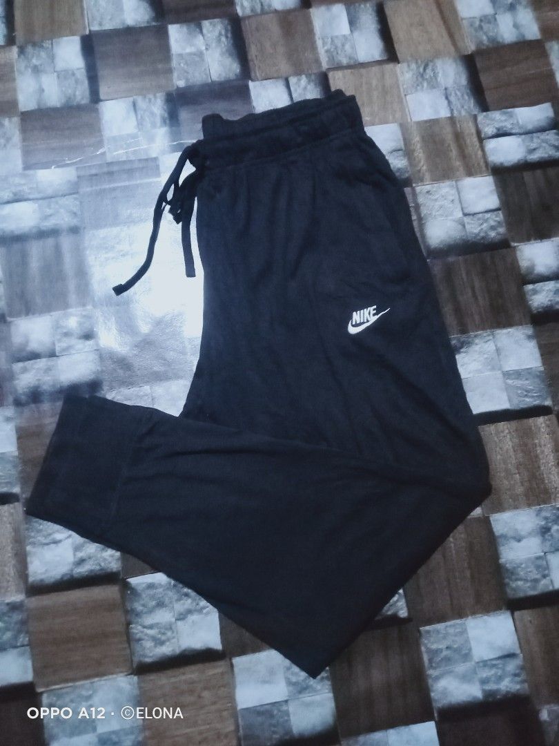 Nike Joggers White Tag Men s Fashion Bottoms Joggers on Carousell