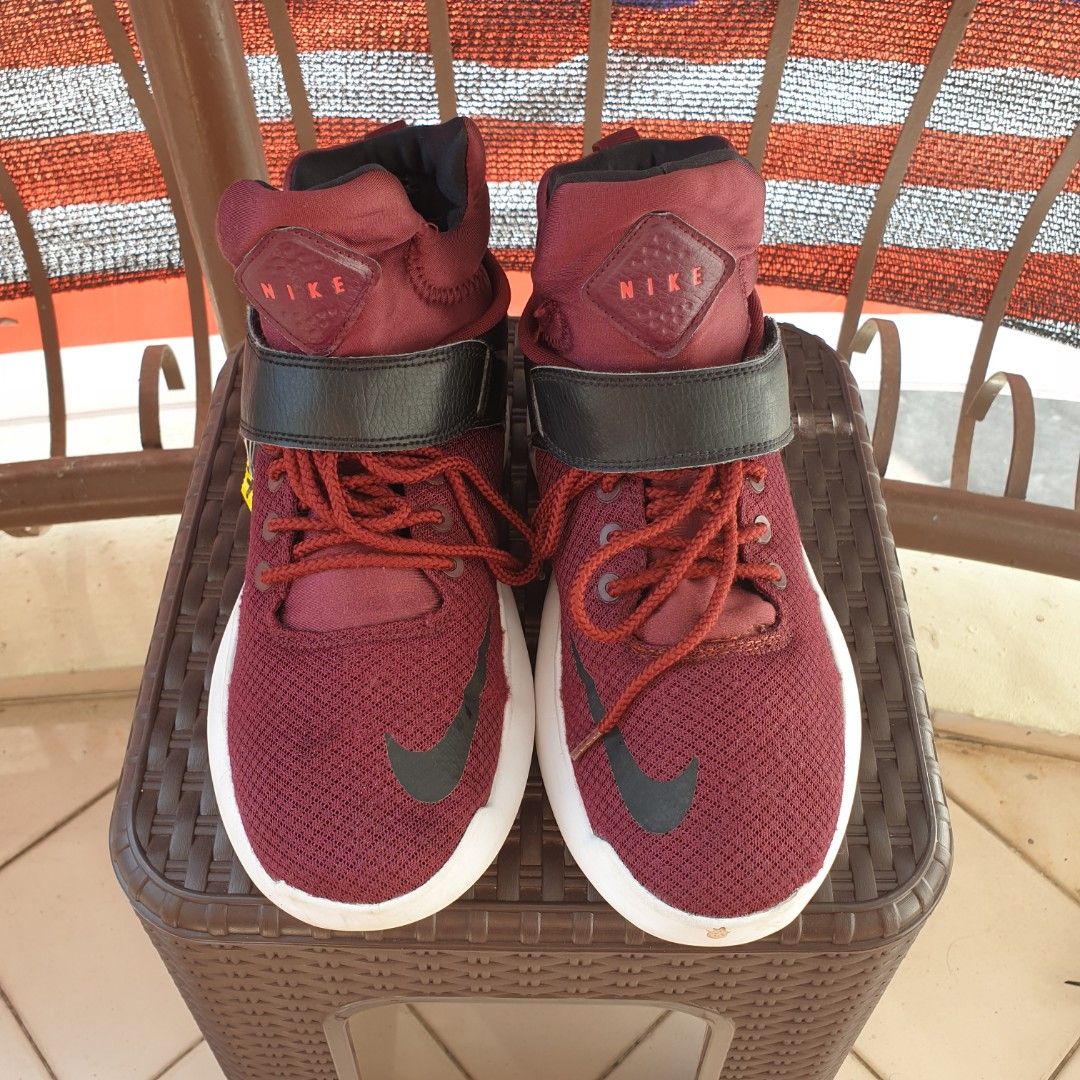 Nike 2018 kwazi top running shoes