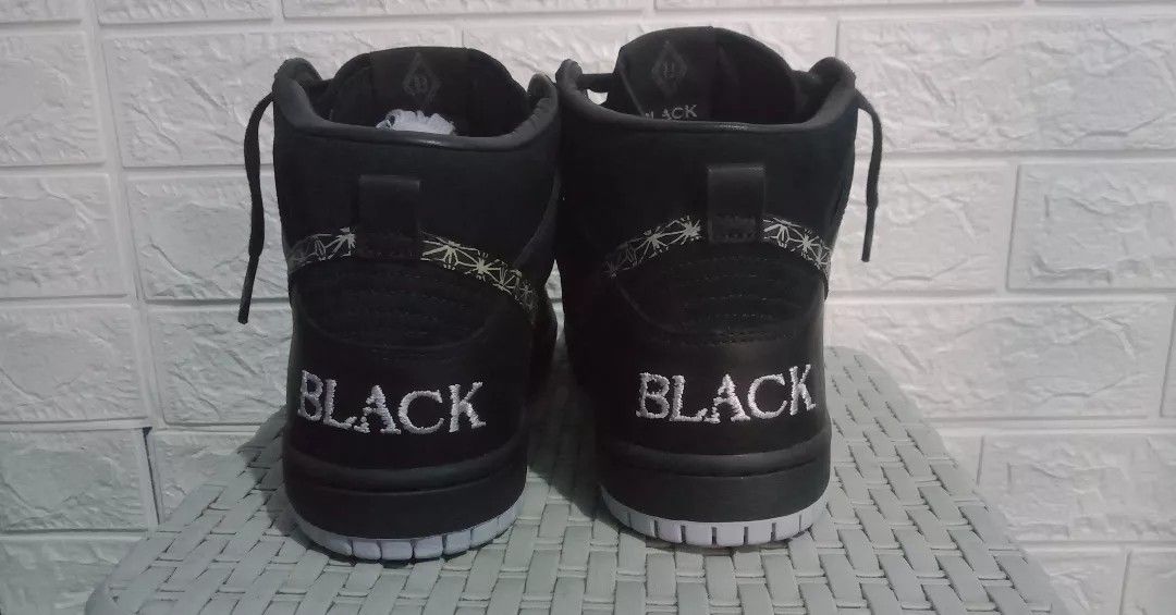 Black bar x store nike sb dunk high