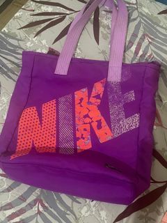 Nike Futura Luxe Tote Bag, Women's Fashion, Bags & Wallets, Tote Bags on  Carousell