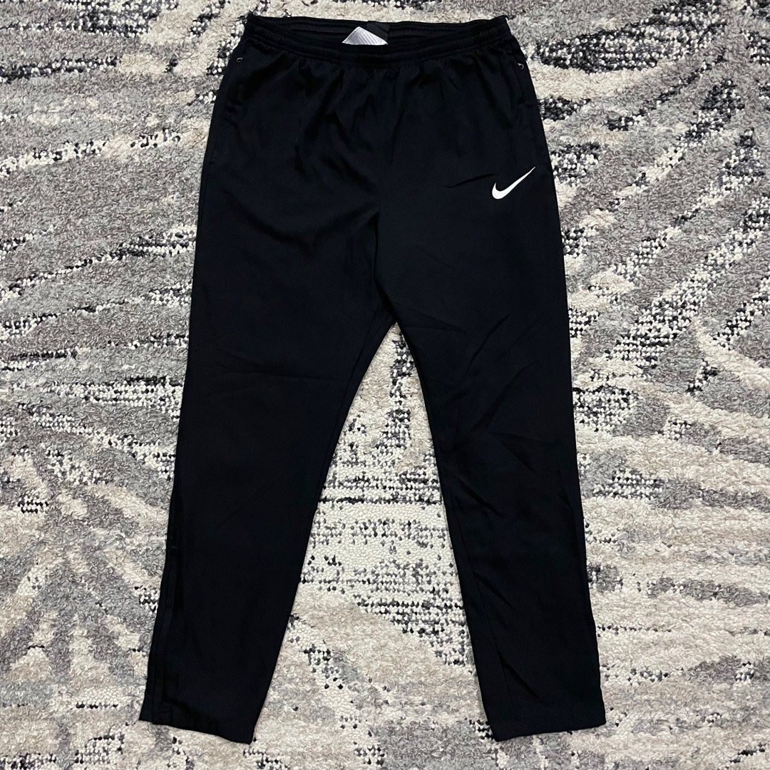 NIKE TRACKPANTS, Men's Fashion, Bottoms, Joggers on Carousell