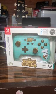 Nintendo Switch Animal Crossing Pro Conttoller