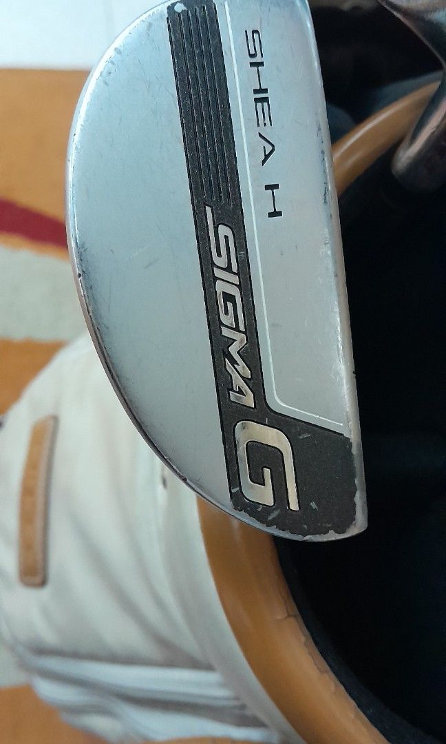 ONOFF Golf set, Sports Equipment, Sports  Games, Golf on Carousell