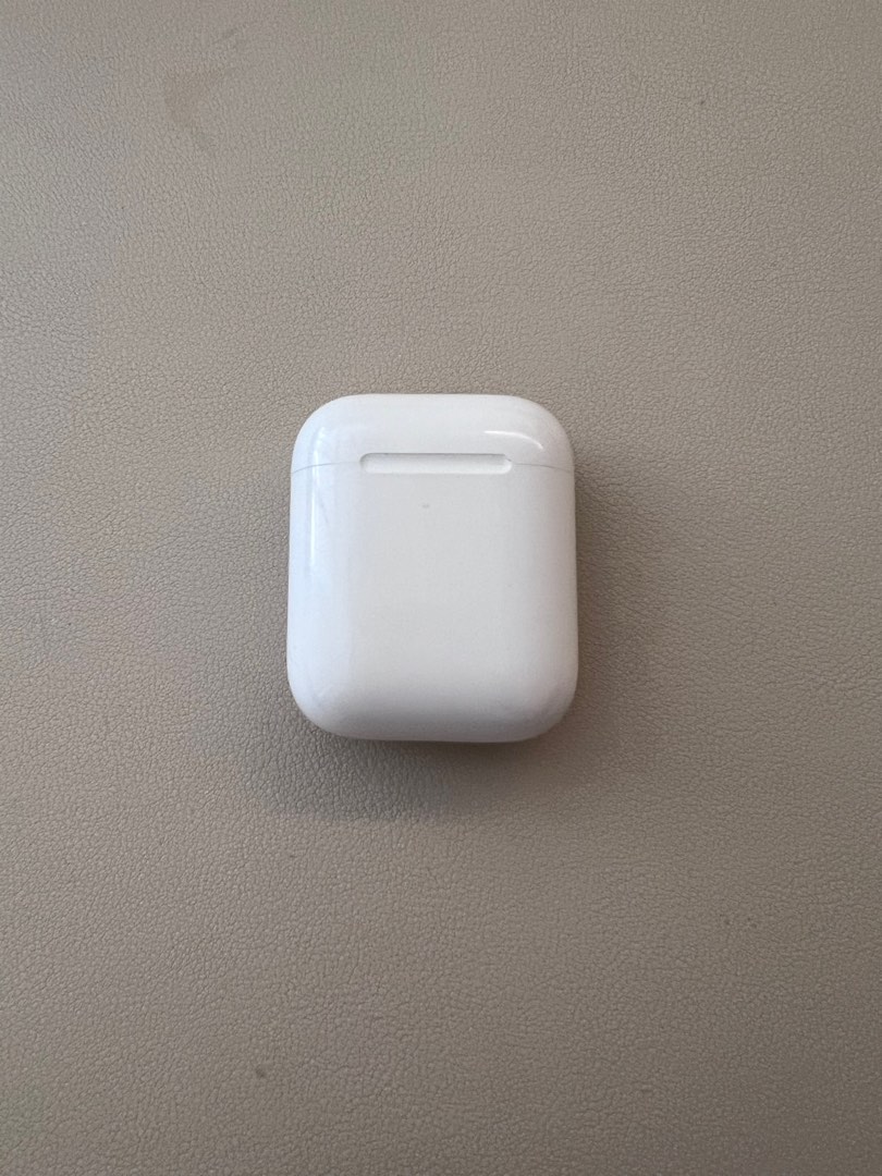 Original Apple Airpods, Audio, Earphones on Carousell