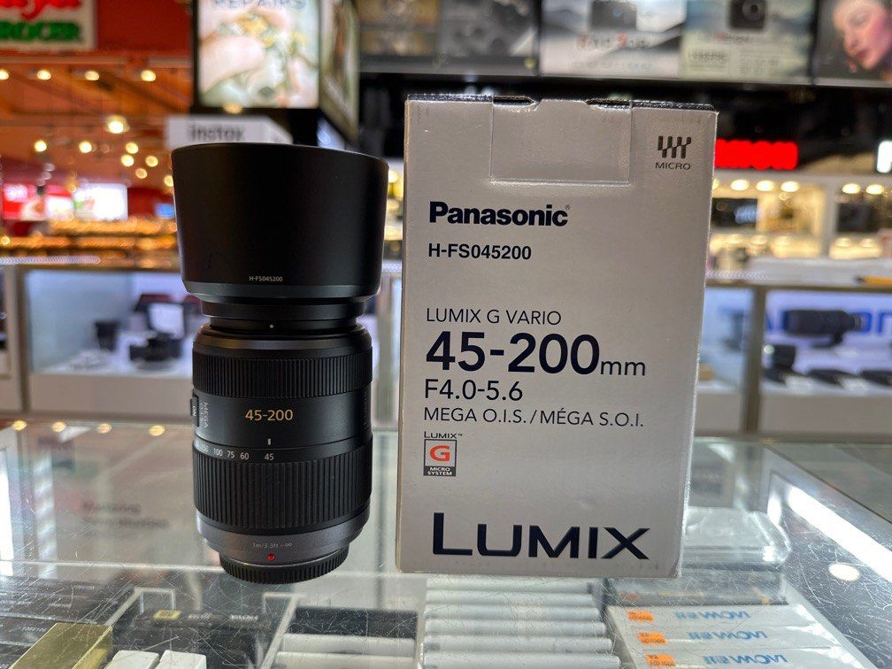 Panasonic 45-200mm F4.5-5.6 LUMIX G Vario Mega OIS LENS