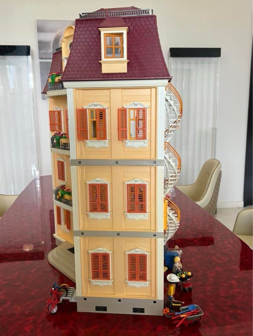 Playmobil Large Grand Mansion 5302 with extra floor