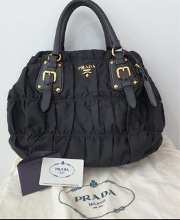 Prada Tessuto Gaufre Handbag (SHG-GB2NlG) – LuxeDH