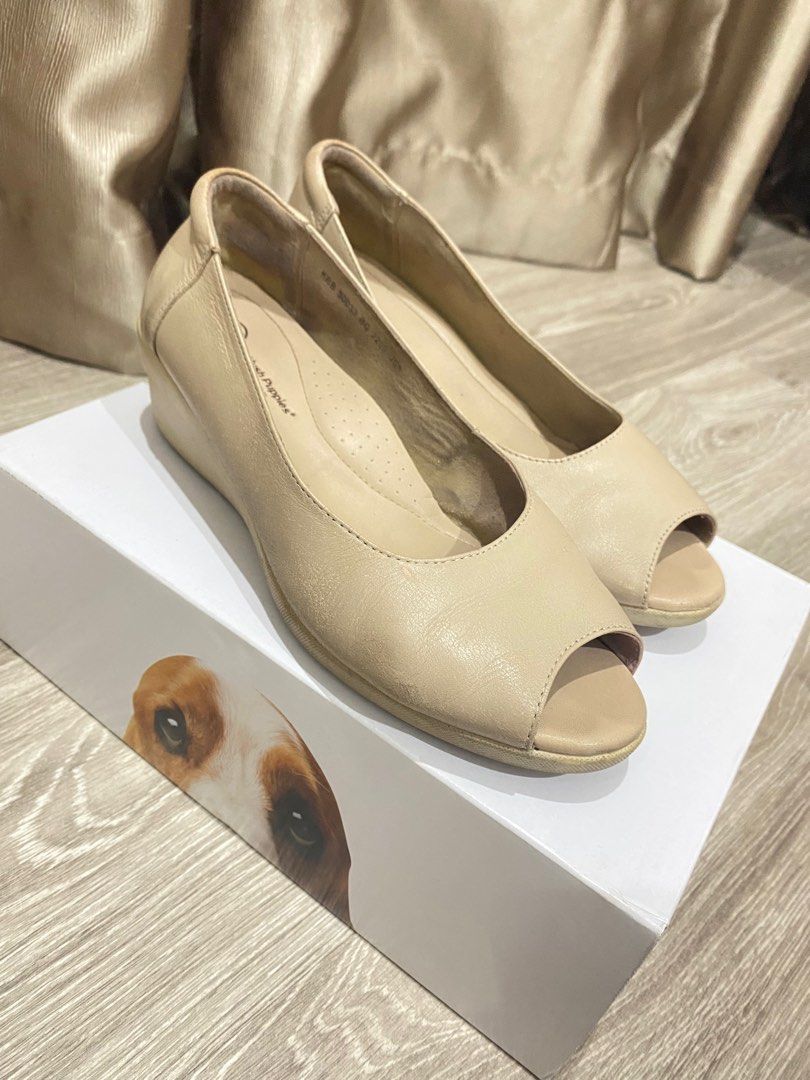 Preloved best sale hush puppies