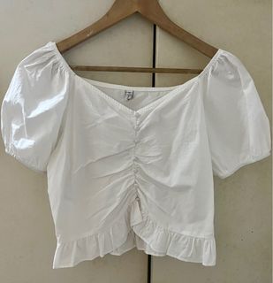 (Category: ) located in . Submitted by dollymanila (Listing ID 1263232464, Image 1). Description: .