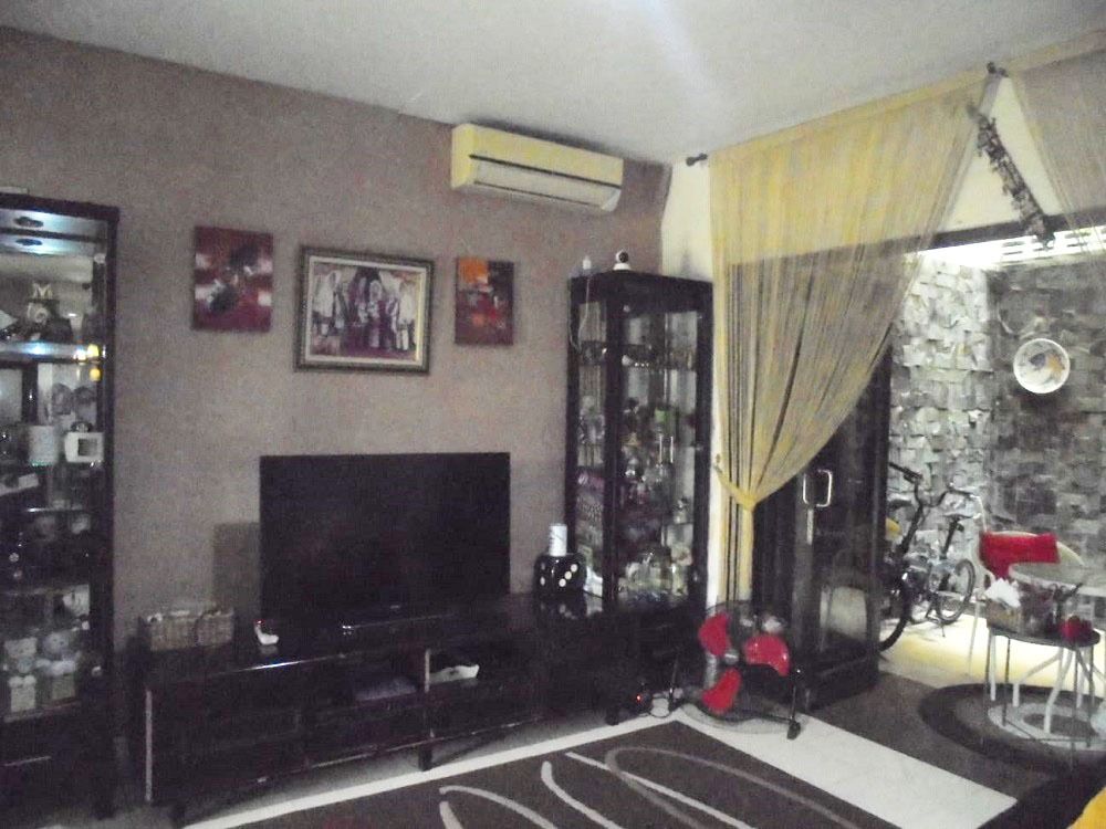 rumah_dijual_di_raffles_hills__1698799439_be044c0e_progressive