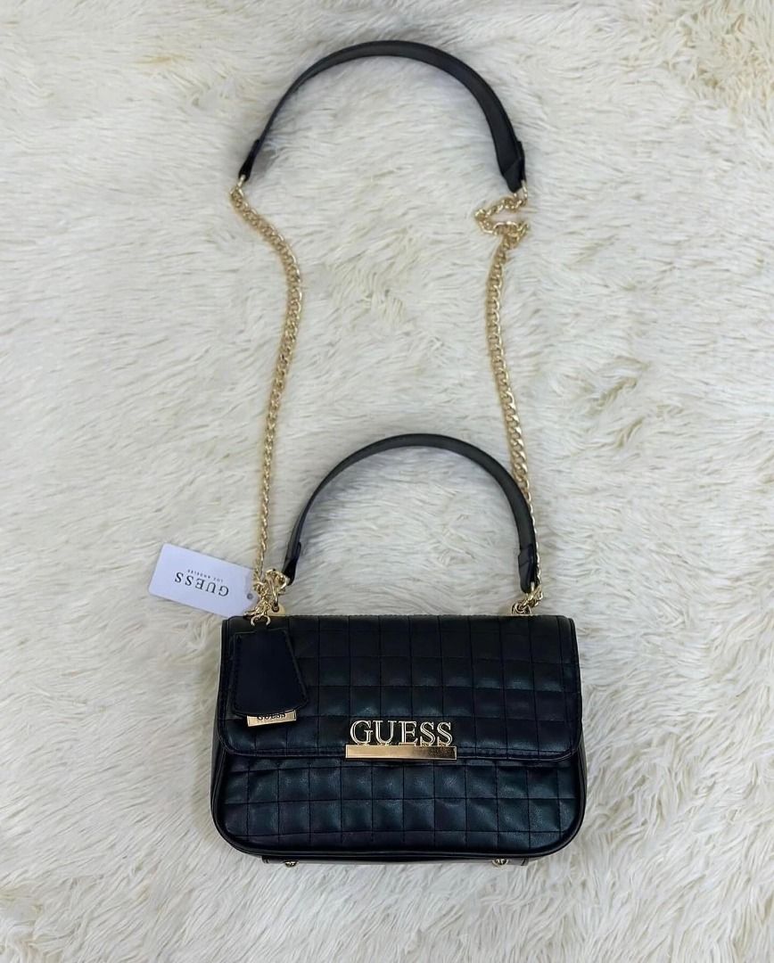 Guess matrix 2025 quilted shoulder bag