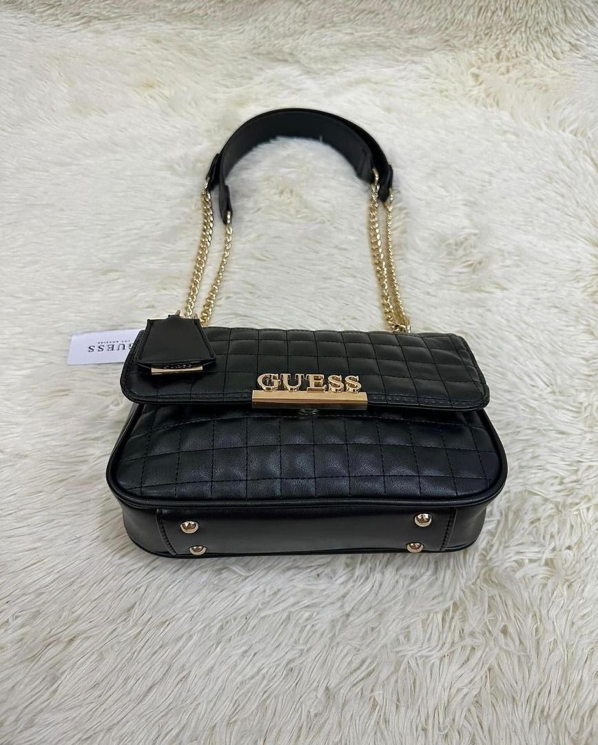Guess matrix sales quilted shoulder bag