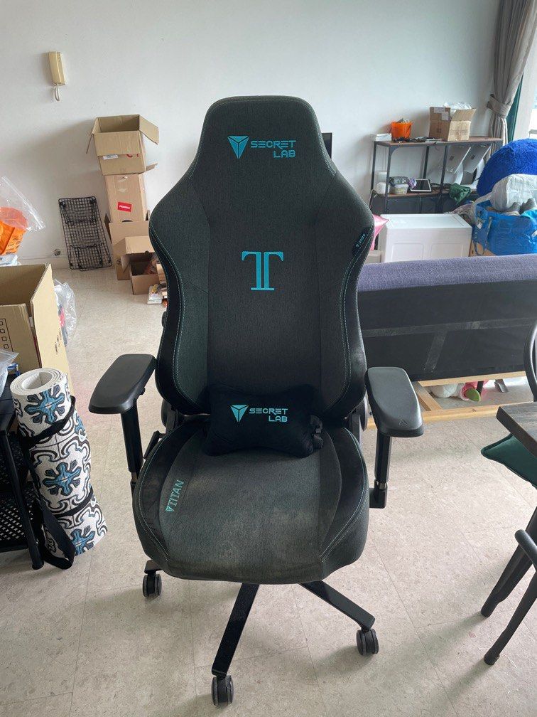 Secret Lab Gaming Chair Titan 2020, Furniture & Home Living, Furniture