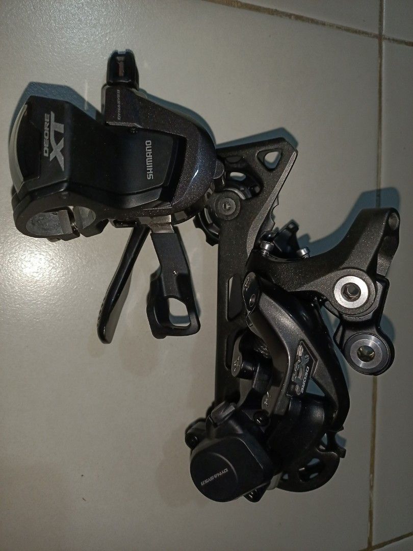Harga shifter deore sales xt 11 speed