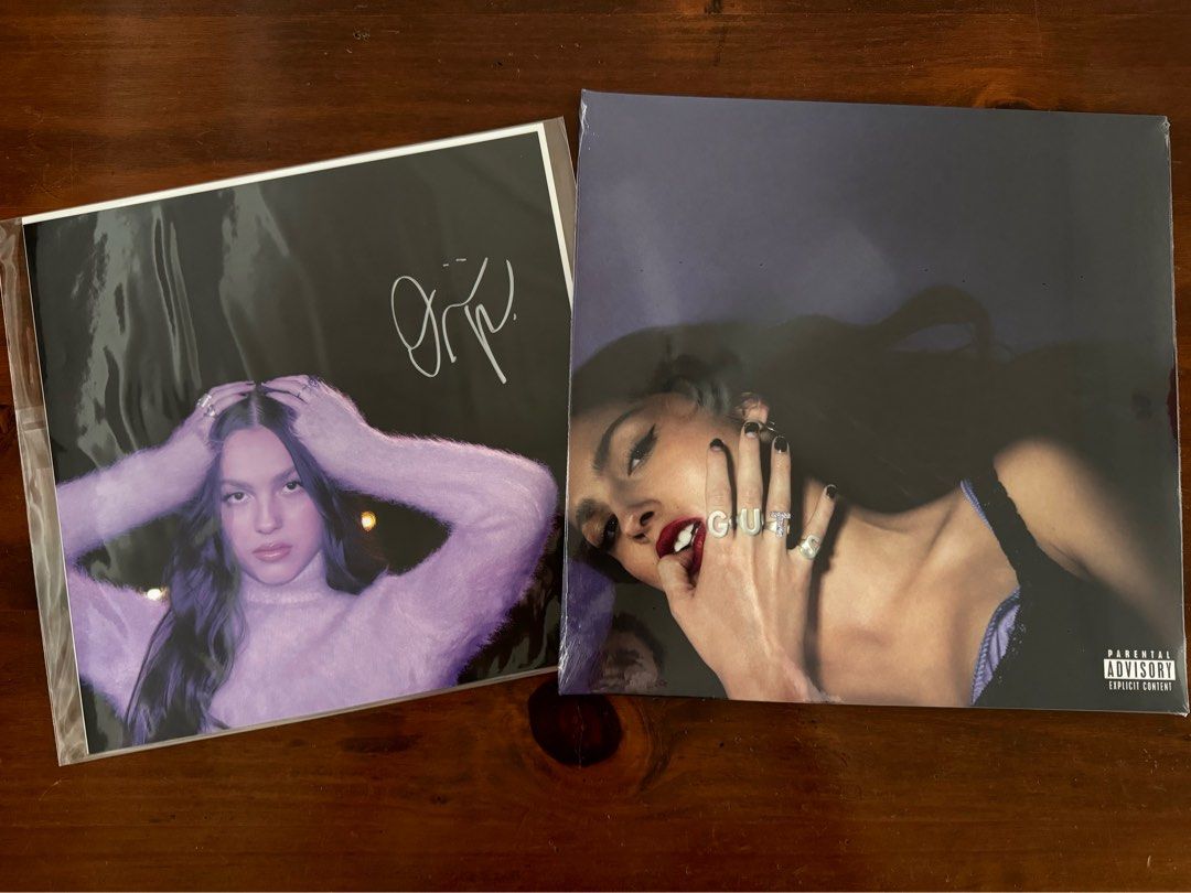 Olivia Rodrigo Signed Autographed GUTS 180g black vinyl IN HAND SEALED!