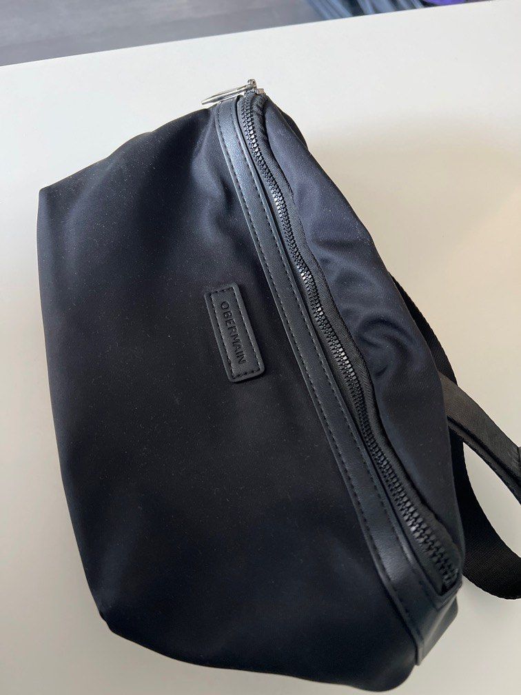 Obermain sling bag top