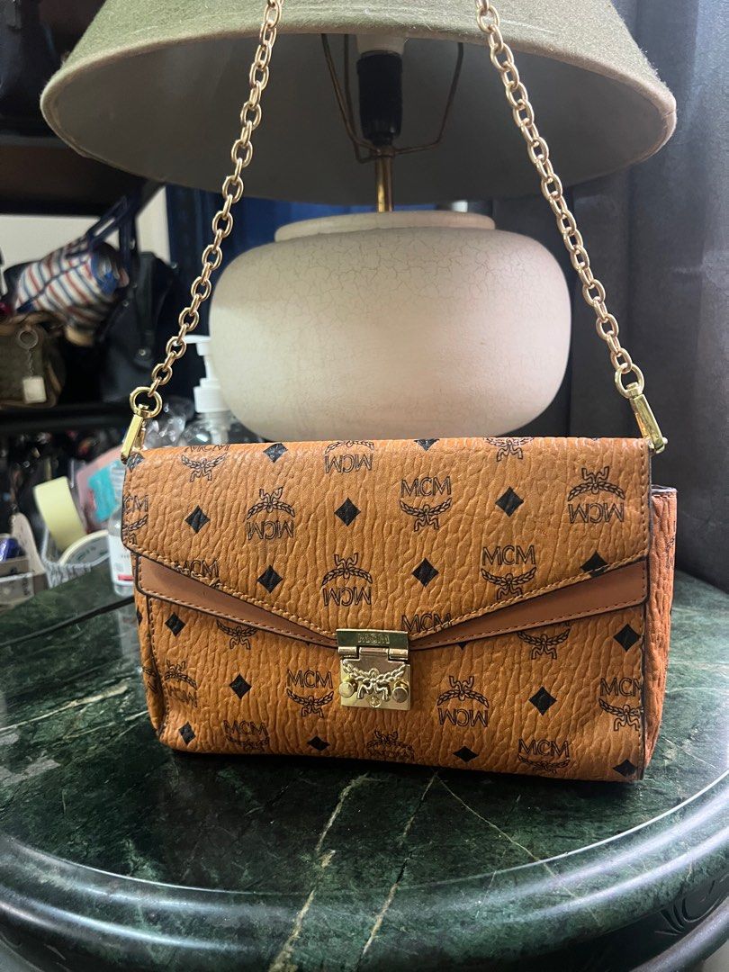 Mcm sling bag 2025 2018