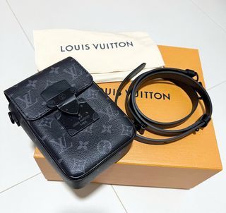 LV S-Lock Vertical Wearable Wallet - Kaialux