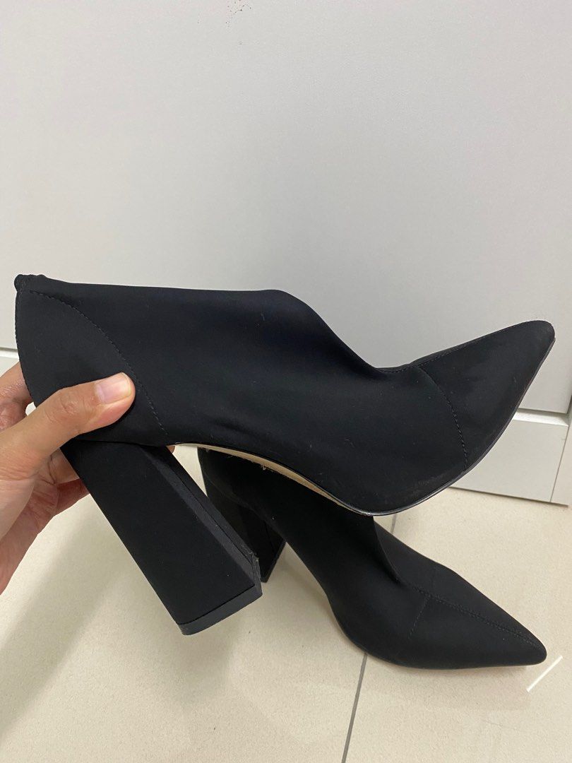 Sock boots black Women s Fashion Footwear Boots on Carousell