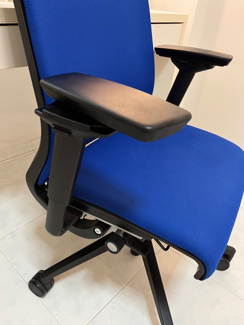 Steelcase office chair, Furniture & Home Living, Furniture, Chairs on
