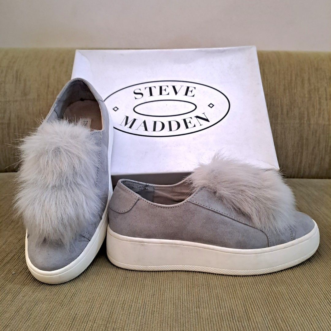 Steve Madden Pom Pom Slip On