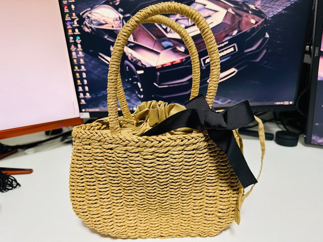 Gold straw bag outlet