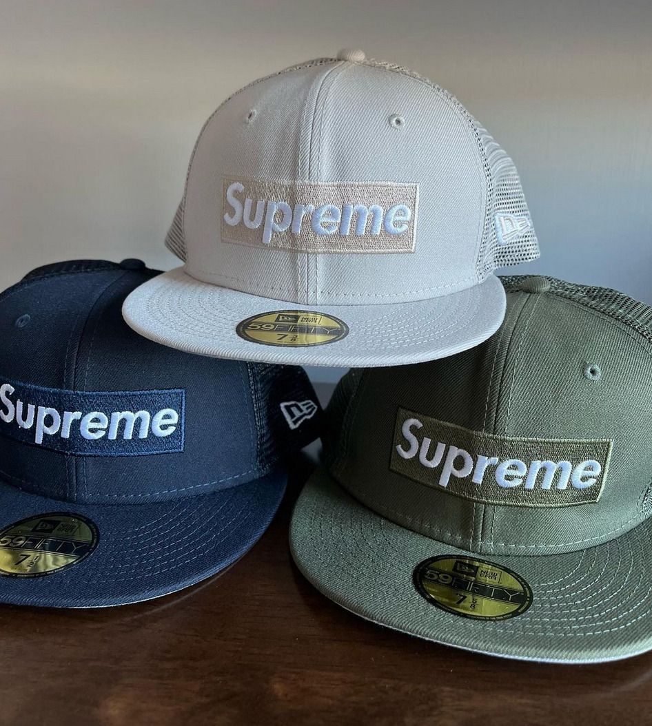 Supreme Box Logo Mesh Back New Era Cap帽, 男裝, 手錶及配件, 棒球帽