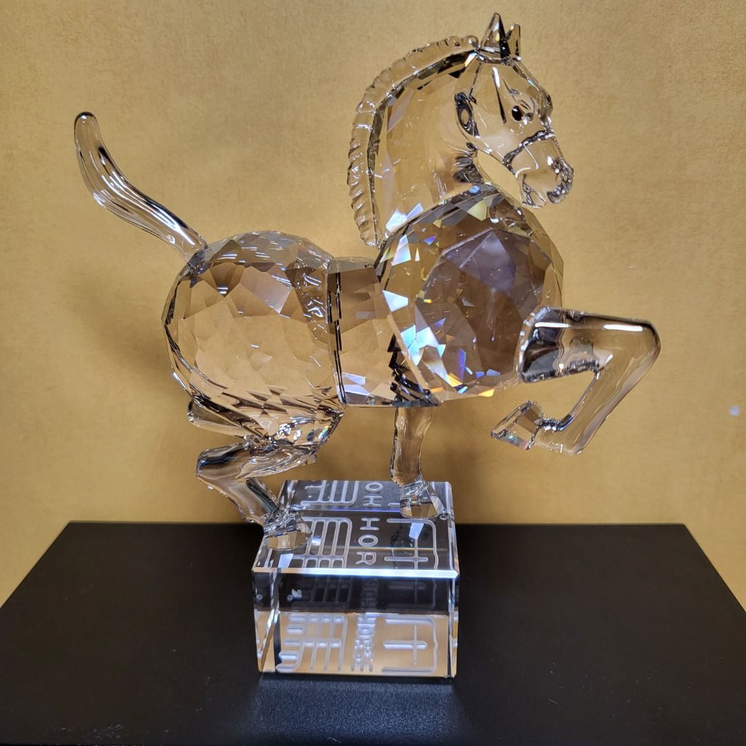 Swarovski Chinese Zodiac Horse 施華洛世奇水晶- 生肖馬年 Swarovski Chinese Zodiac Horse 施華洛世奇水晶- 生肖馬年