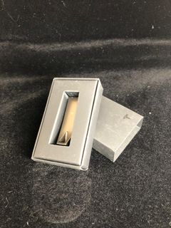 Tesla 哨兵USB手指 128GB64084379043457110