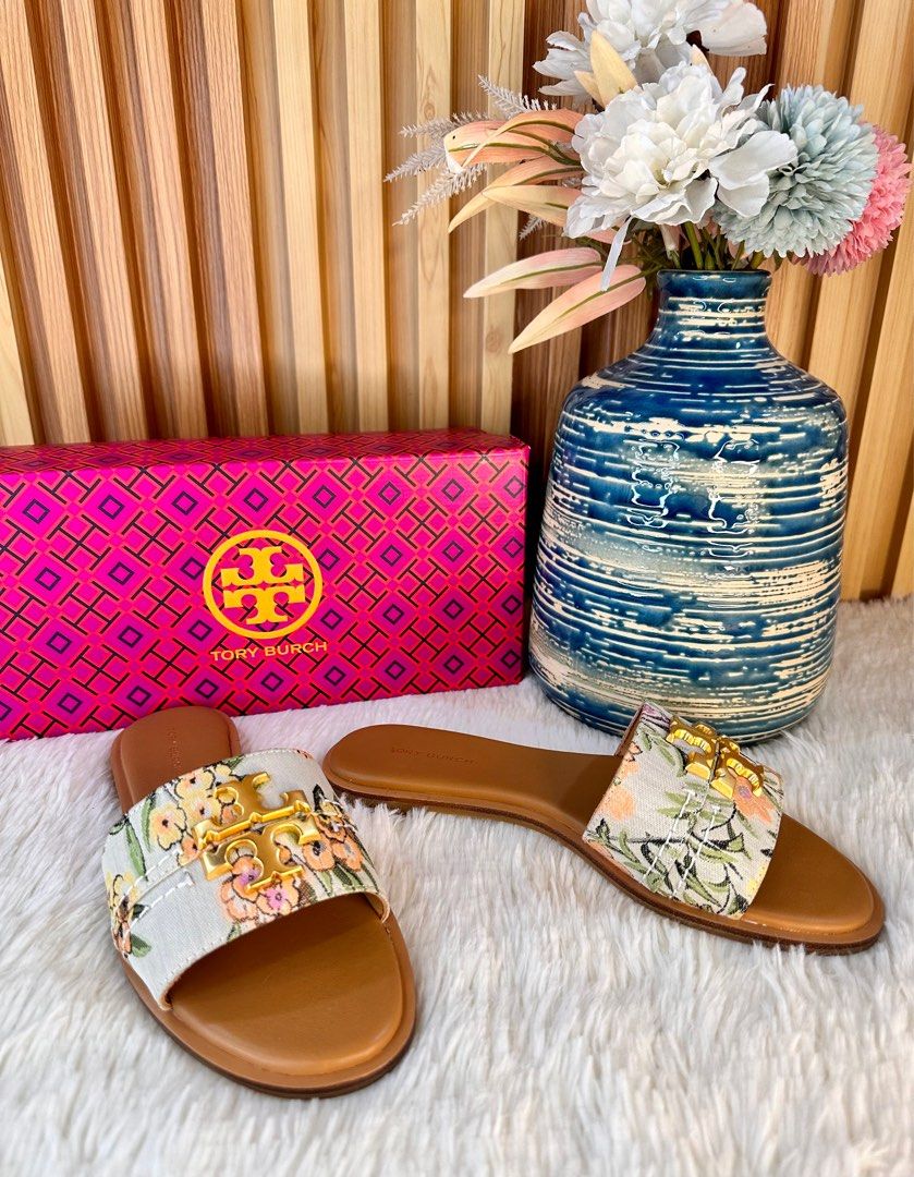 Tory Burch Sandals size 6 7 Women s Fashion Footwear Flats