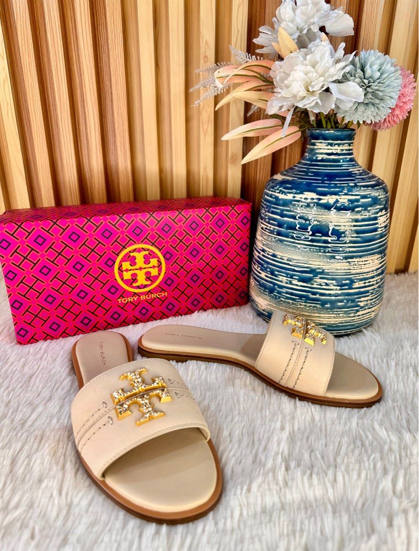 Tory Burch Sandlas With Stones (7.5) (Category: Flats & Sandals) located in Mandaluyong City. Submitted by shop_0n_the_spot (Listing ID 1263341905, Image 2). Description: 💯% GUARANTEED ORIGINAL & BRAND NEW. ✅ Brand New with Tag, Carecard ✅ Polyplastic ✅ Paper bag (if only available) ▪️We shall not be held responsible/liable for any lost/damage/delay due to courier negligence. ▪️All joy miners will no longer be entertained in the future. ▪️If in 