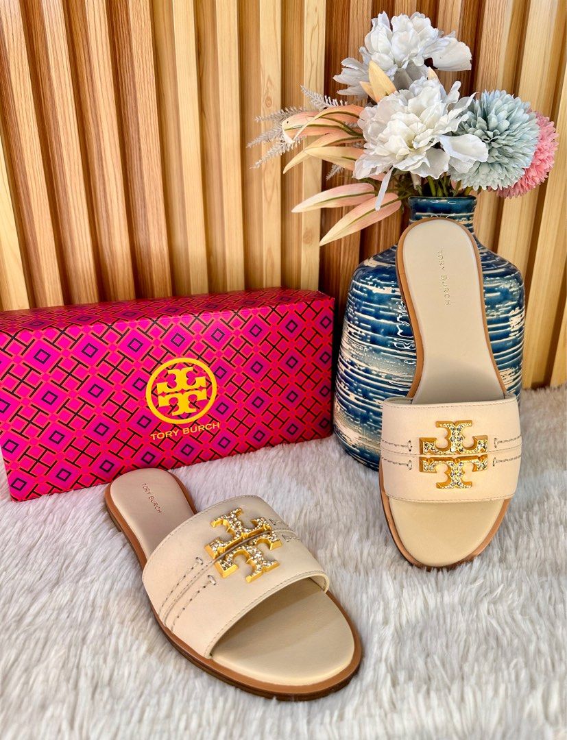 Tory Burch Sandlas With Stones (7.5) (Category: Flats & Sandals) located in Mandaluyong City. Submitted by shop_0n_the_spot (Listing ID 1263341905, Image 1). Description: 💯% GUARANTEED ORIGINAL & BRAND NEW. ✅ Brand New with Tag, Carecard ✅ Polyplastic ✅ Paper bag (if only available) ▪️We shall not be held responsible/liable for any lost/damage/delay due to courier negligence. ▪️All joy miners will no longer be entertained in the future. ▪️If in 
