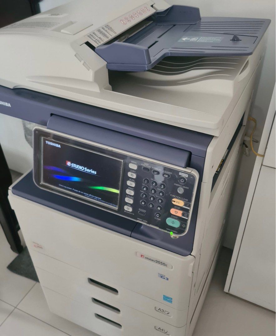 Toshiba eSTUDIO 2050C, Computers & Tech, Printers, Scanners & Copiers