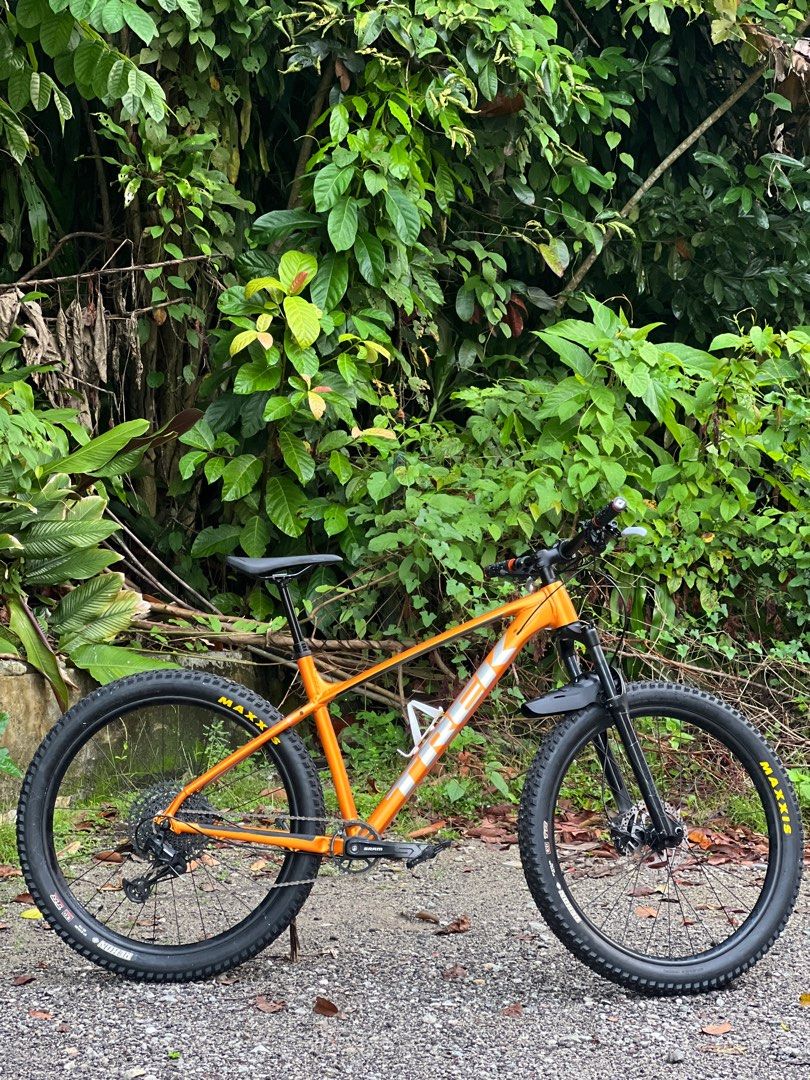 Trek roscoe 7 on sale 2021 specs